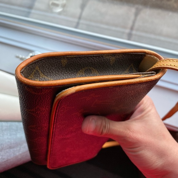 Louis Vuitton Twin Pochette GM - Picture 9 of 14
